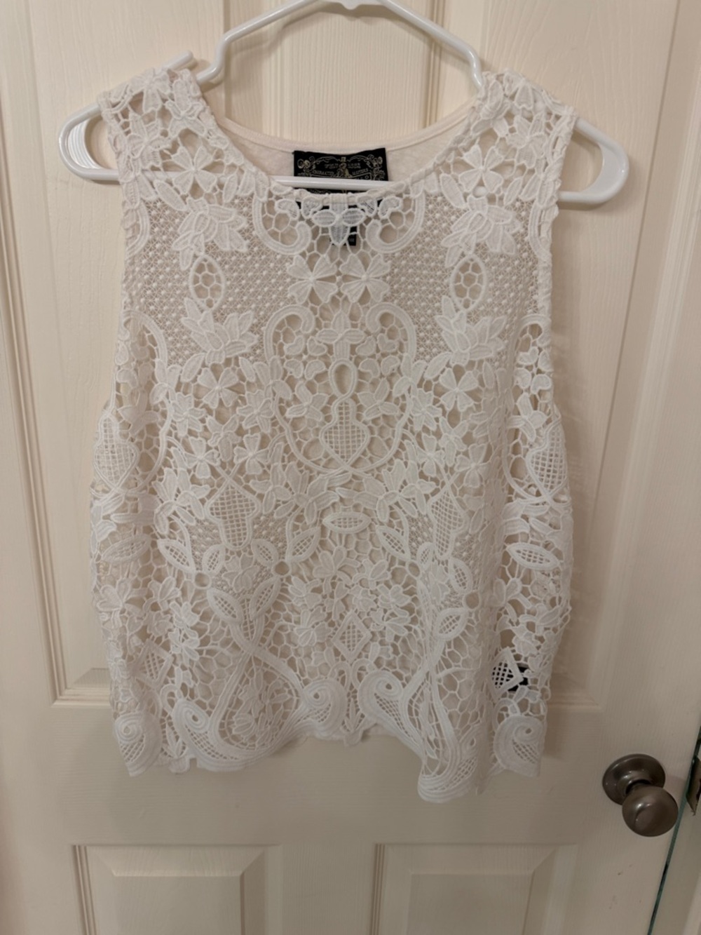 Lace Overlay White Sleeveless Camisole